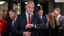 Voľby v Lotyšsku vyhrala s vysokým náskokom Zjednotená kandidátka premiéra Andrisa Kulbergsa