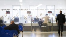 Menej formulárov a behania po úradoch? Pomôcť by mohla umelá inteligencia. V Česku už je to realita