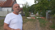 Pán Marko kúpil budovu, stará príjazdová cesta však zmizla. Už sa k nej autom nedostane
