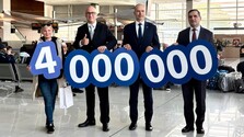 Bratislavské letisko prvýkrát prekonalo hranicu štyroch miliónov, Petra z Nitry sa stala jubilejnou cestujúcou