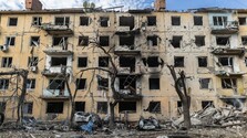 Ukrajina nariadila povinnú evakuáciu rodín s deťmi z Kramatorsku a Sloviansku. K mestám sa pomaly blížia ruské sily