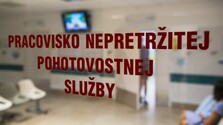 Nápor na urgentoch v Bratislave je obrovský, agresivita pacientov sa stupňuje. Riaditeľ UNB však vidí riešenie