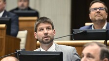 Prieskum AKO: PS by bez Matoviča len ťažko zložilo vládu. Smeru by na väčšinu nestačili ani Republika a Hlas