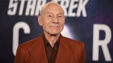 Zomrel legendárny britský herec sir Patrick Stewart (†86)