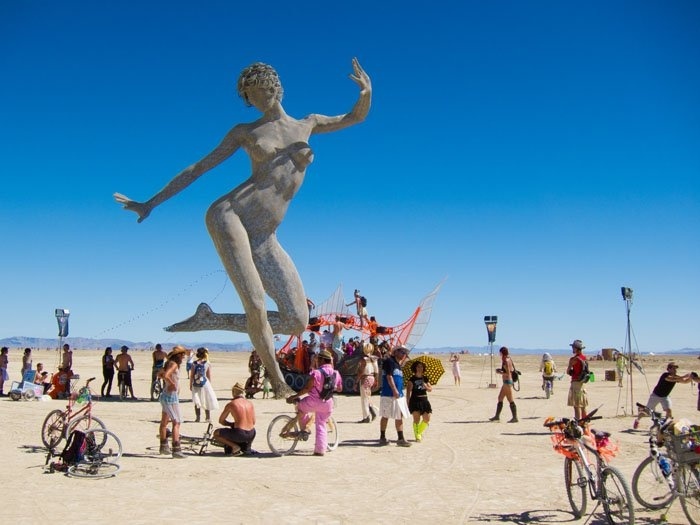 Bliss-dance-at-Burning-man-2010
