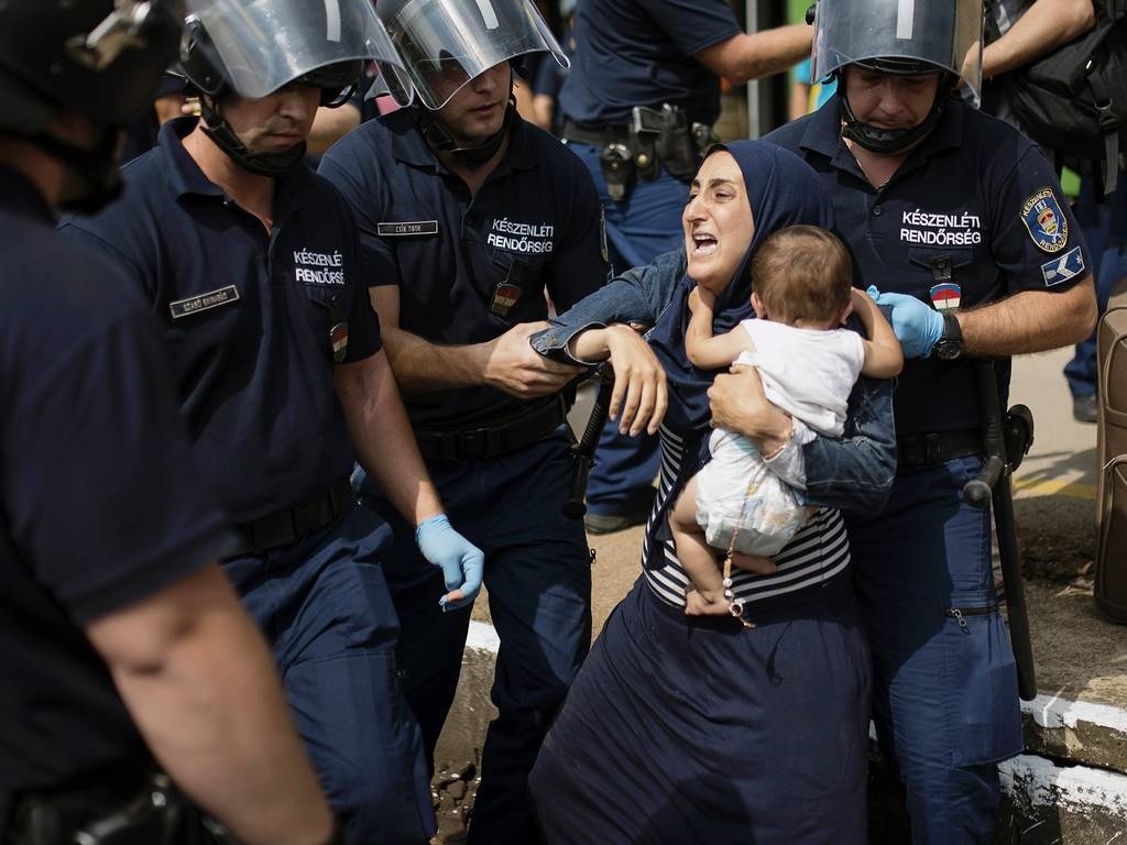 hungary-refugees-1.jpg