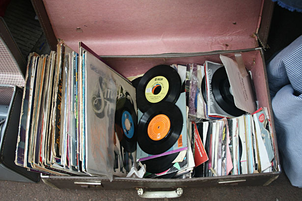 records-143468_1920.jpg
