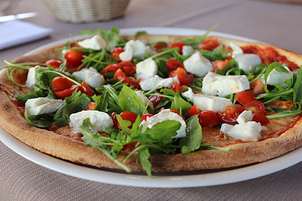 pizza-2341377_1920.jpg