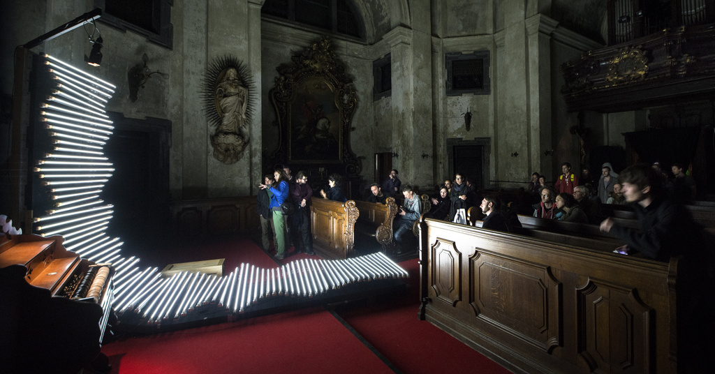 Robyn Moody_Wave Interference_Laurinská 14.jpg