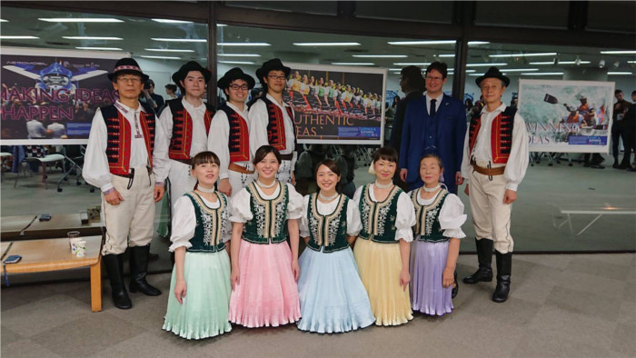 valaska japan folklor.jpg