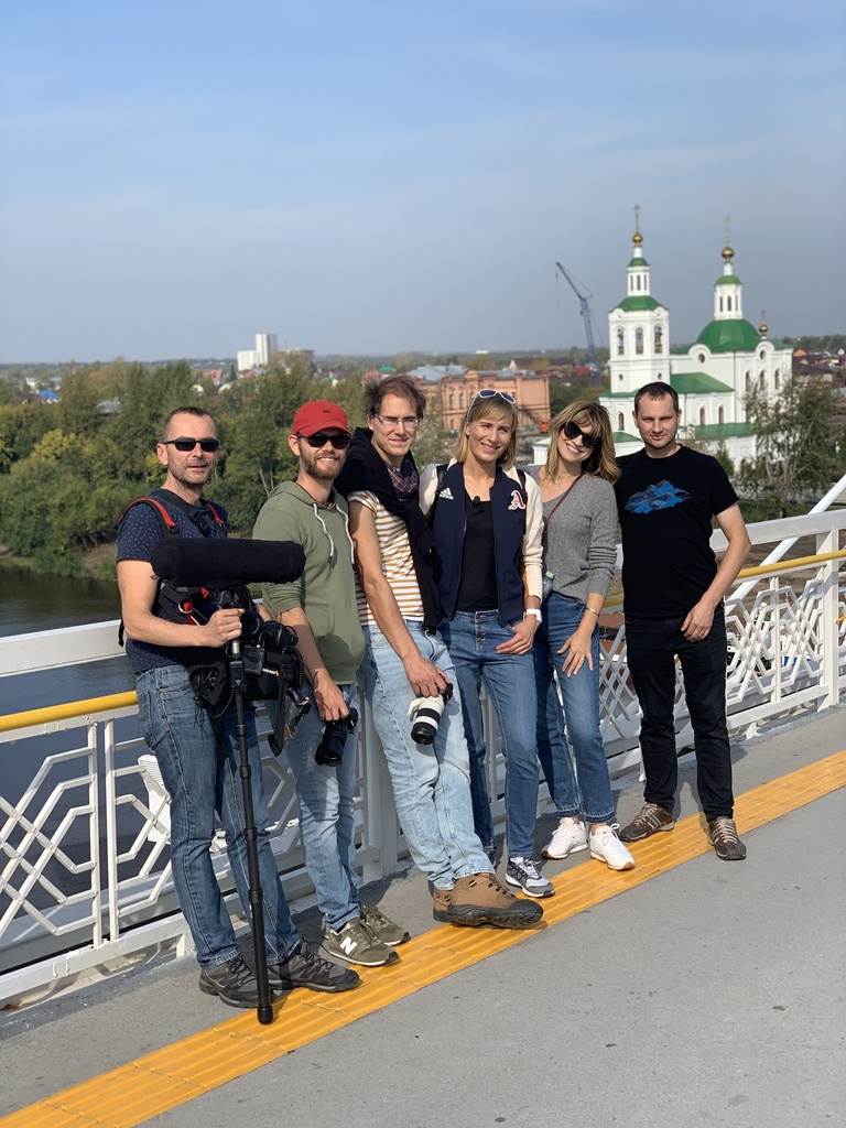 Štáb s Nasťou Kuzminovou v Ťumene.jpg