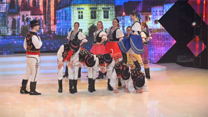Sarisan_folklor_RTVS.jpg