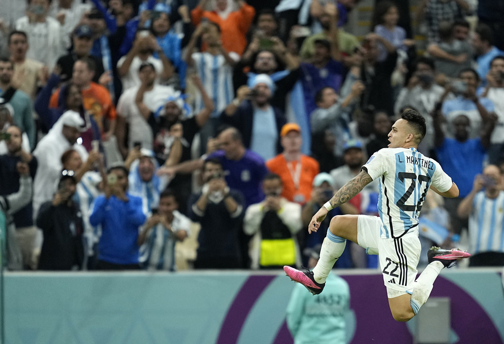 WCup_Netherlands_Argentina_Soccer949024921833_TASR.jpg