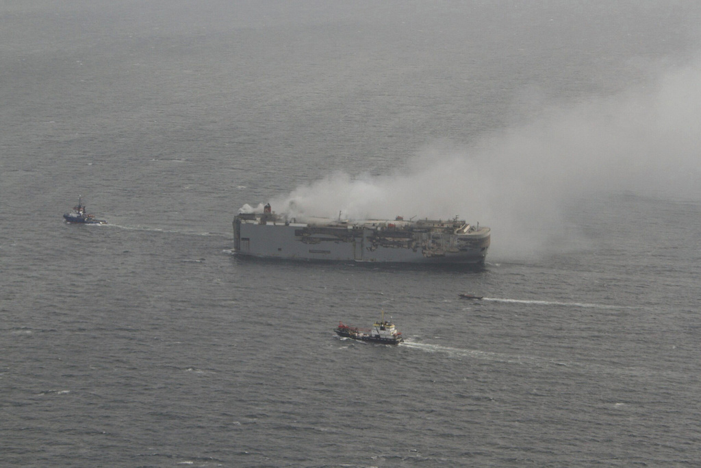 Netherlands_Cargo_Ship_Fire550231975718.jpg
