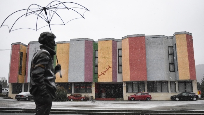 muzeum-warhol-medzilaborce-TASR - František Iván.jpg