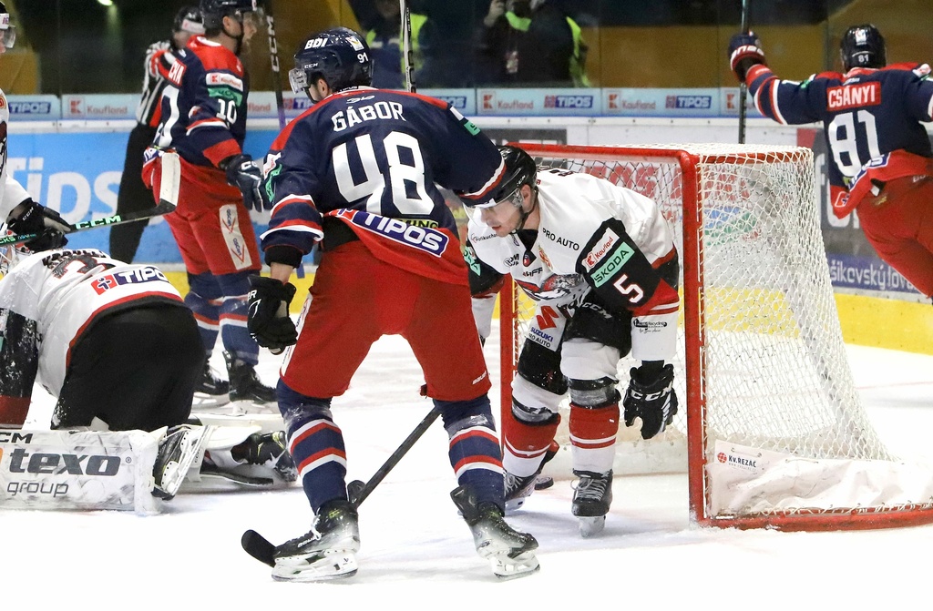 20240105_hokej_zvolen_banska_bystrica_06010290_TASR.jpg