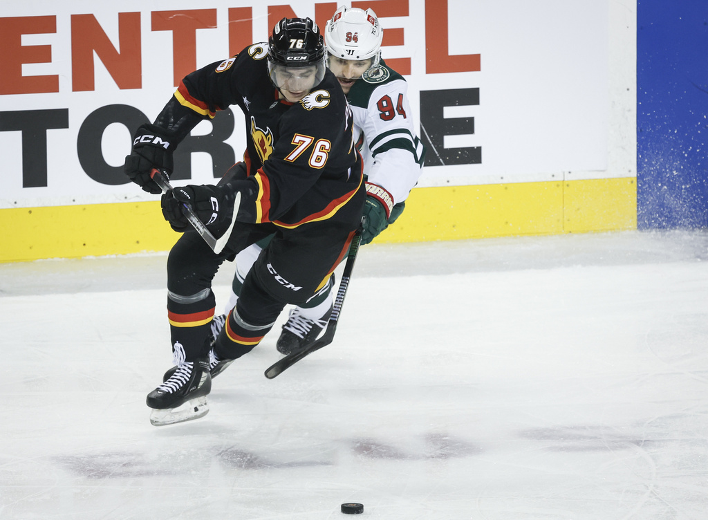 Wild_Flames_Hockey912082090186.jpg