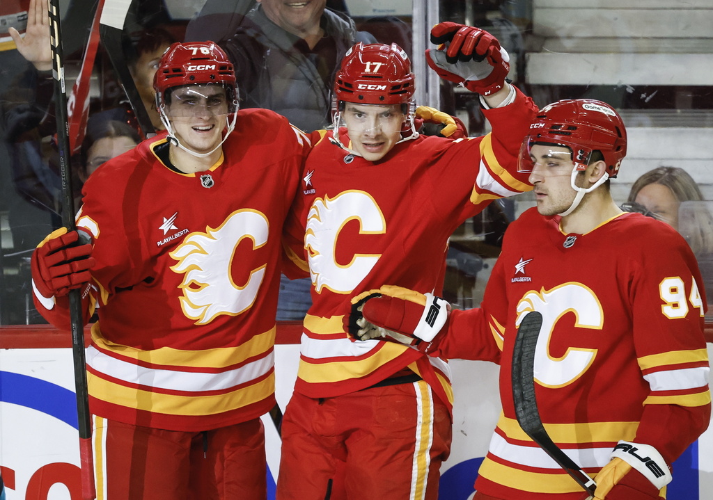 Sharks_Flames_Hockey286789122758_TASR.jpg
