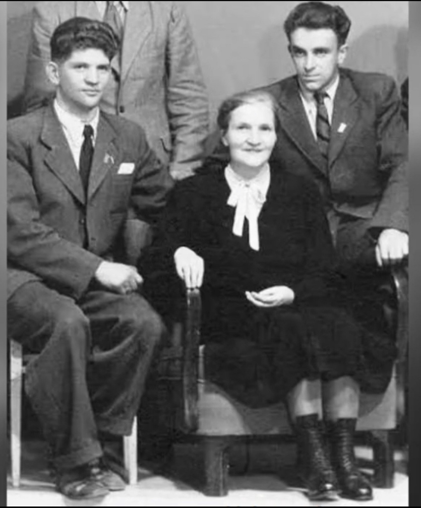 Foto1-bratia Chovanovci.jpg