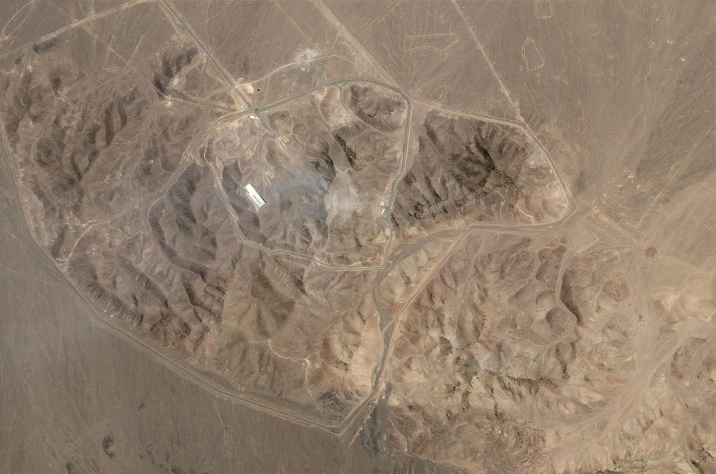 Mideast_Wars_Iran469873139841_TASR.jpg