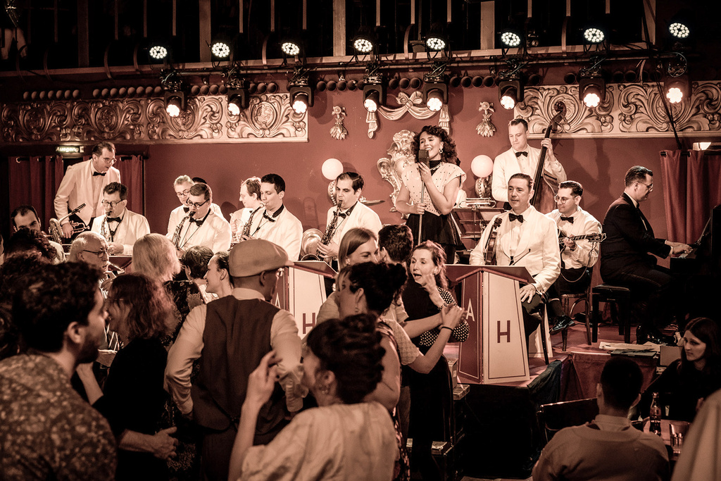Adrej Hermlin and his Swing Dance Orchestra©UweHauth1.jpg