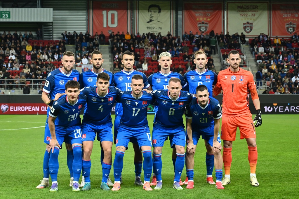 futbal_trnava_pred zapasom luxembrusko_TASR - Lukáš Grinaj.jpg