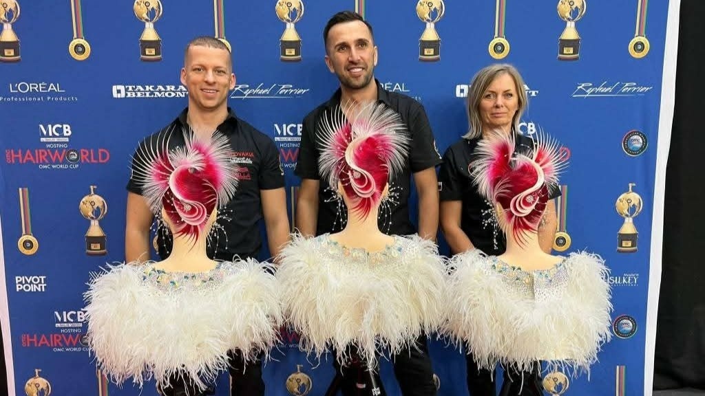 tim s hlavami ktore cesali.jpg