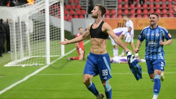 futbal_komárno_slovan_TASR - Henrich Mišovič.jpg
