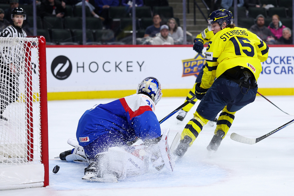 Sweden_Slovakia_Hockey937199181829_TASR.jpg