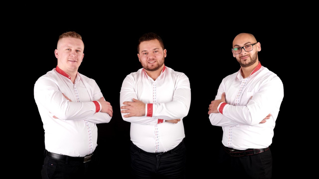 medium kapela_1920.jpg