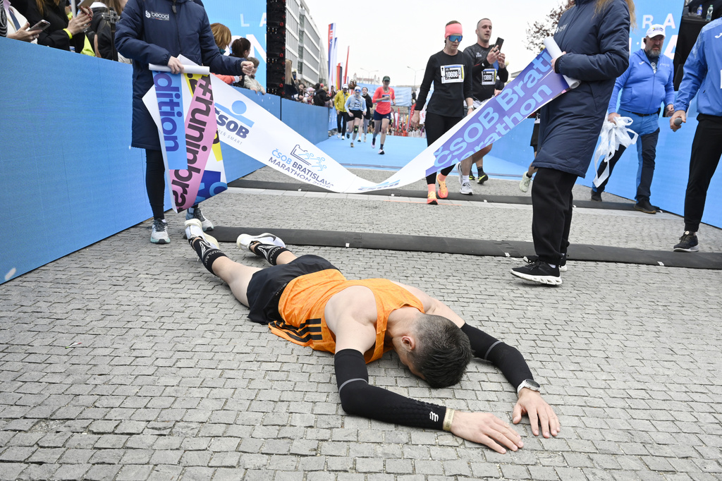 20260412_maraton14207744_TASR.jpg