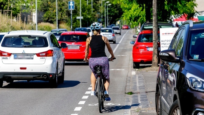 cyklisti_cesta_TASR - Dano Veselský.jpg