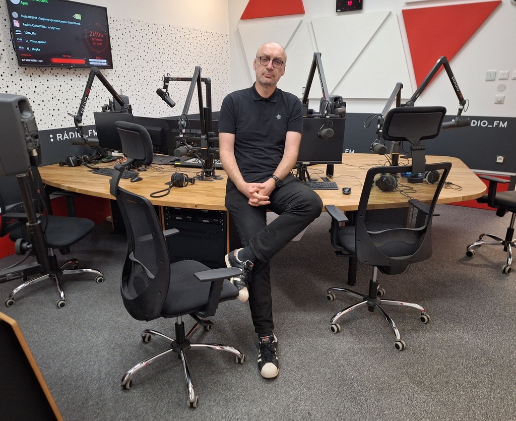 czech death black FM.jpg