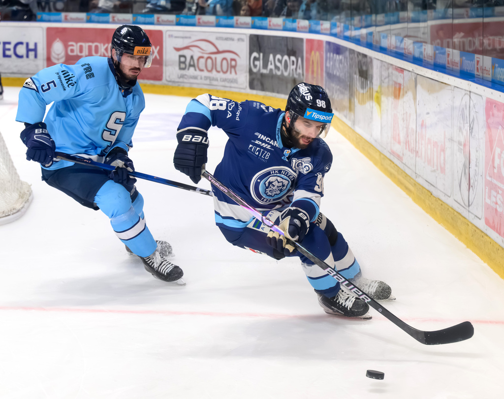 hokej_slovan_nitra_TASR - Henrich Mišovič.jpg