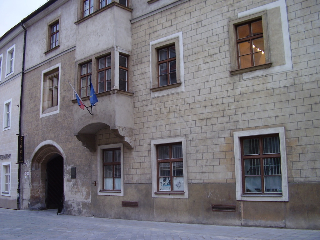 FOTO Wikipedia (1).jpg