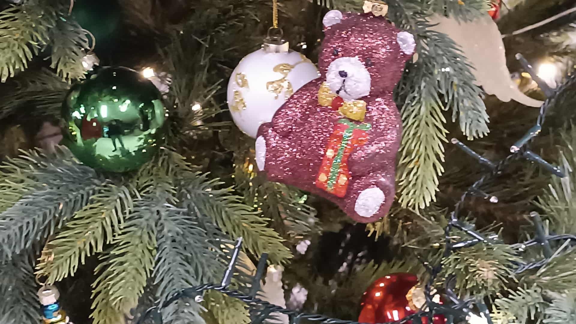 na vianočný-stromček-ozdoby-Stanislav-Háber-STVR