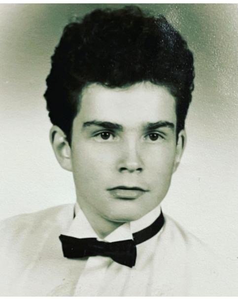 Gregor-Mareš-maturitná-foto