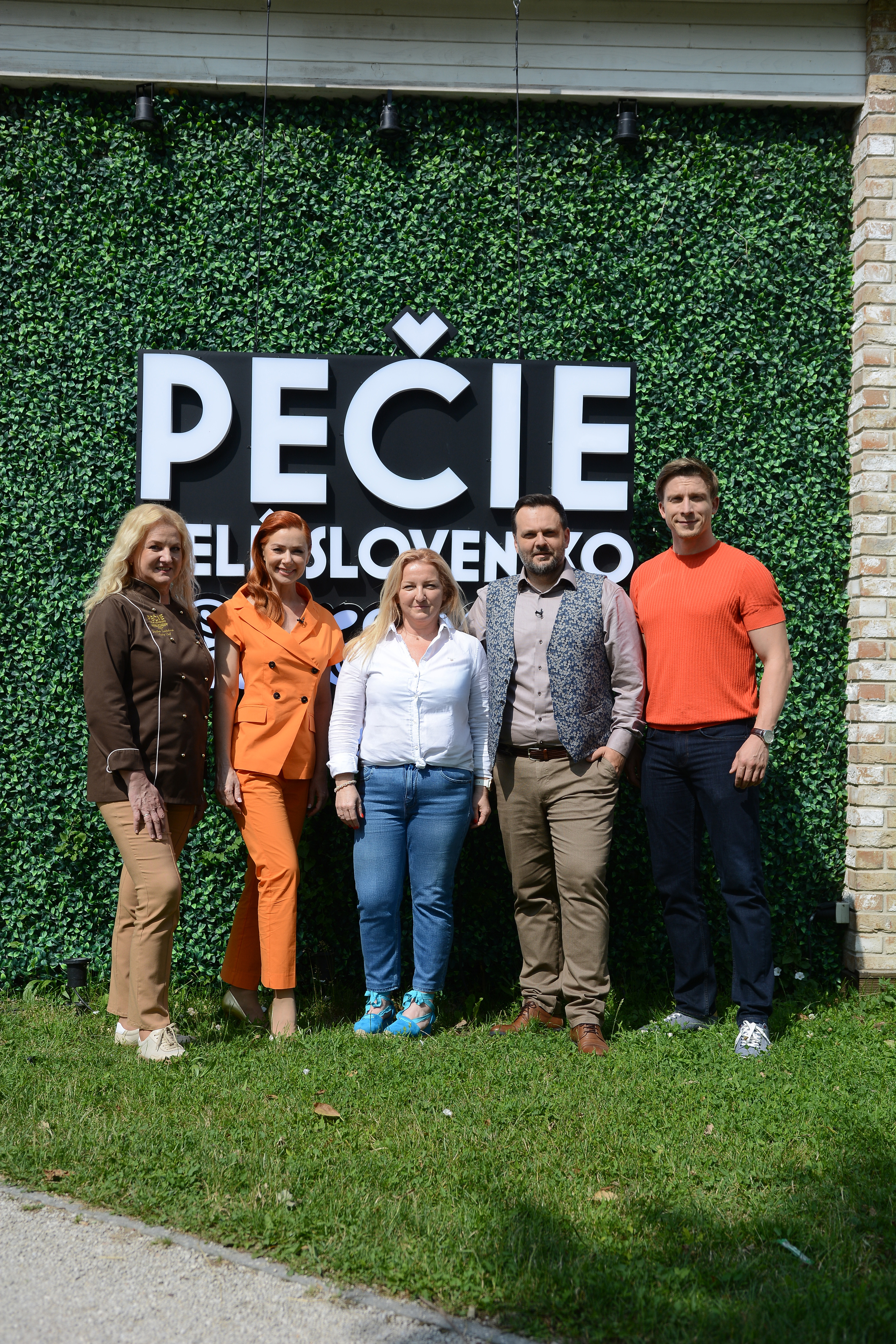 generálna-riaditeľka-stvr-martina-flašíková-na-pečie-celé-slovensko