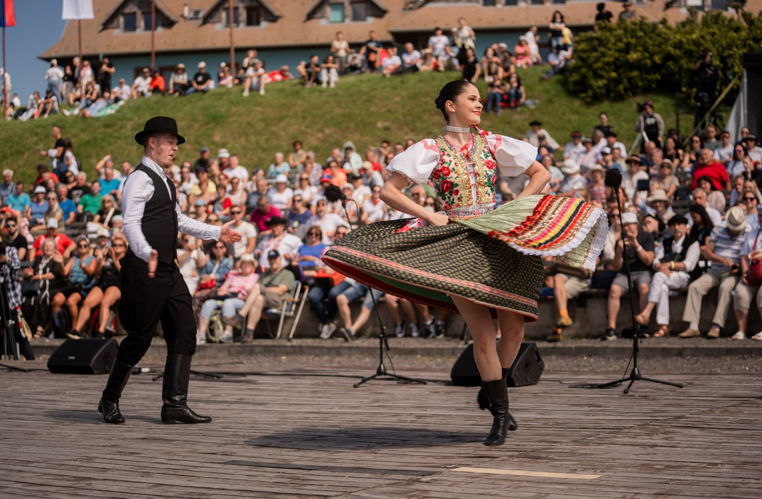 Začína sa 70. ročník Folklórneho festivalu Východná. Zažite ho naživo s STVR