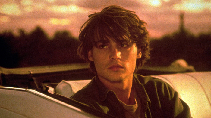 Láska, túžby a absurdita. Mladý Johnny Depp, tajomstvá a svet, kde sny ovládajú realitu