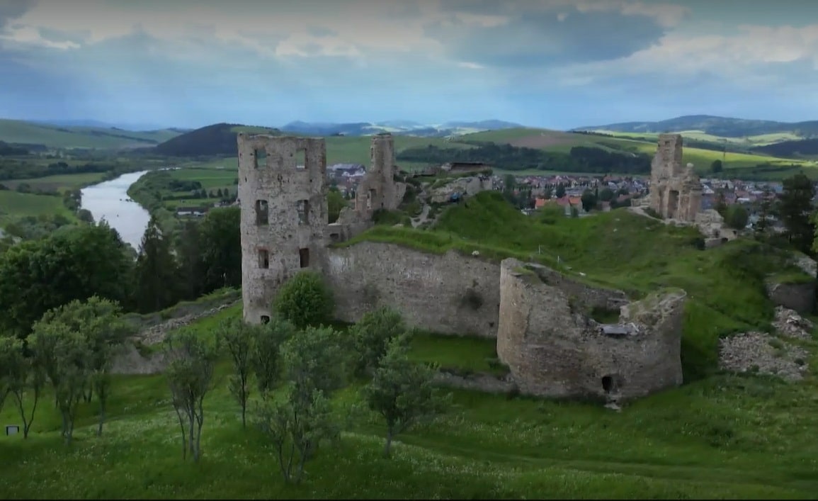 hrad-Plaveč-cyklopotulky-STVR