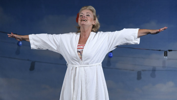 Eva Pavlíková oslavuje 65 rokov. Úspechom sú dobré medziľudské vzťahy, nie peniaze