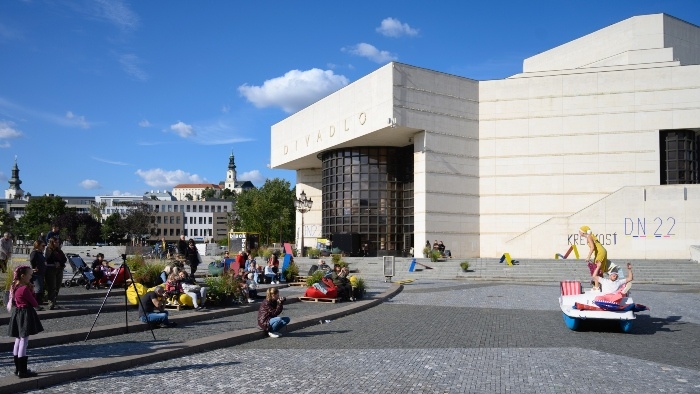 na divadlo andreja bagara-TASR - Henrich Mišovič