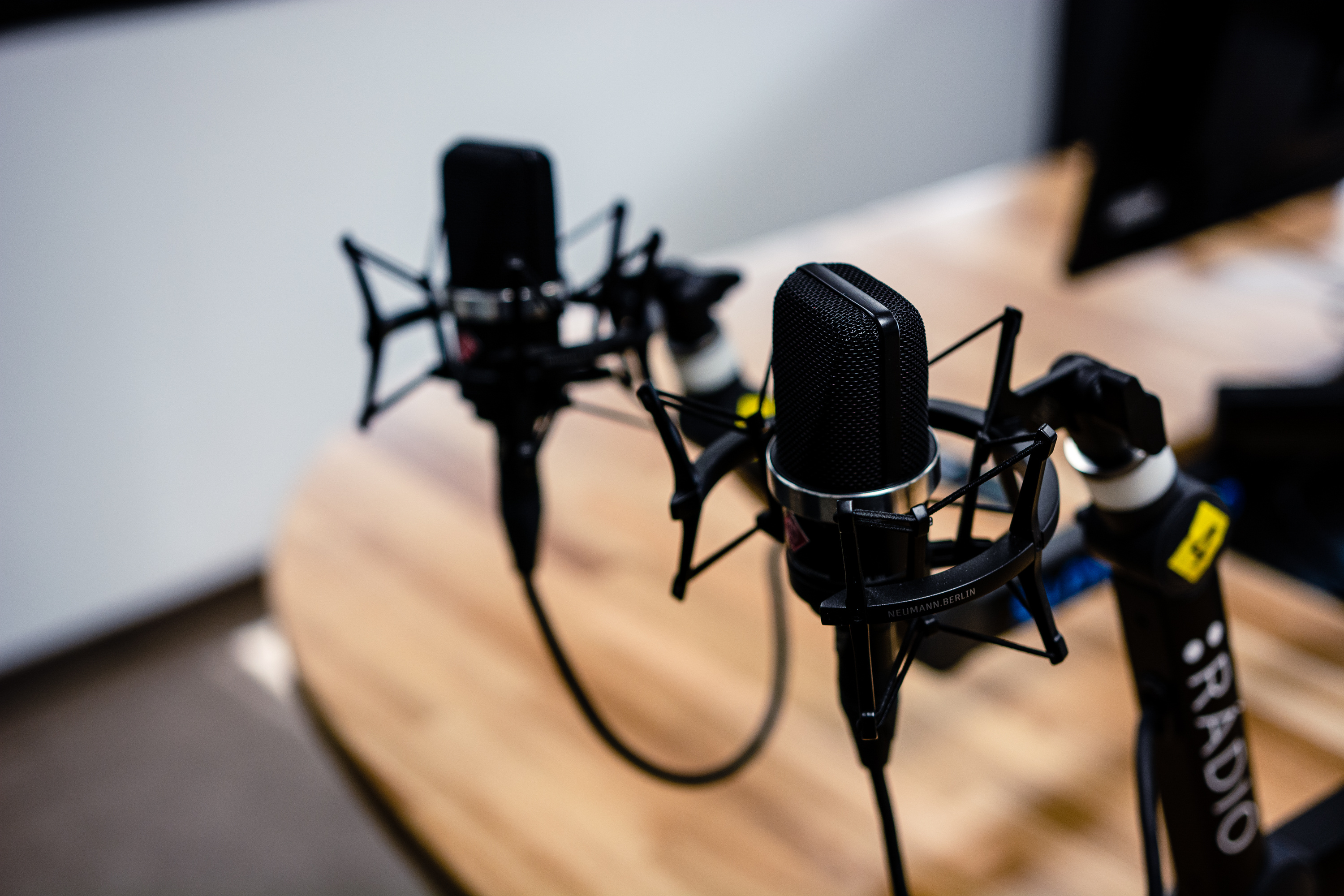 na mikrofon_studio STVR