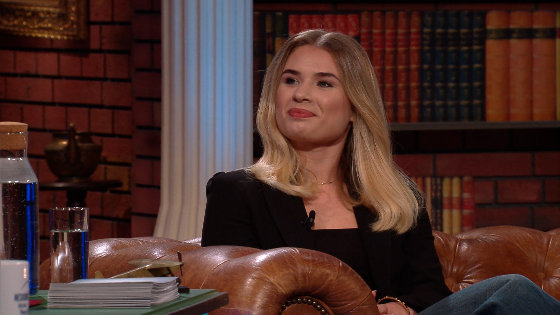 Emily-Bédi-Drobňáková-v-Neskoro-večer