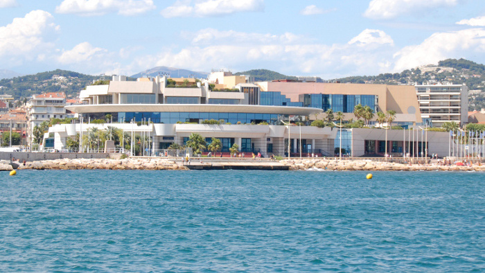 cannes festival palac kongres_Public Domain.jpg