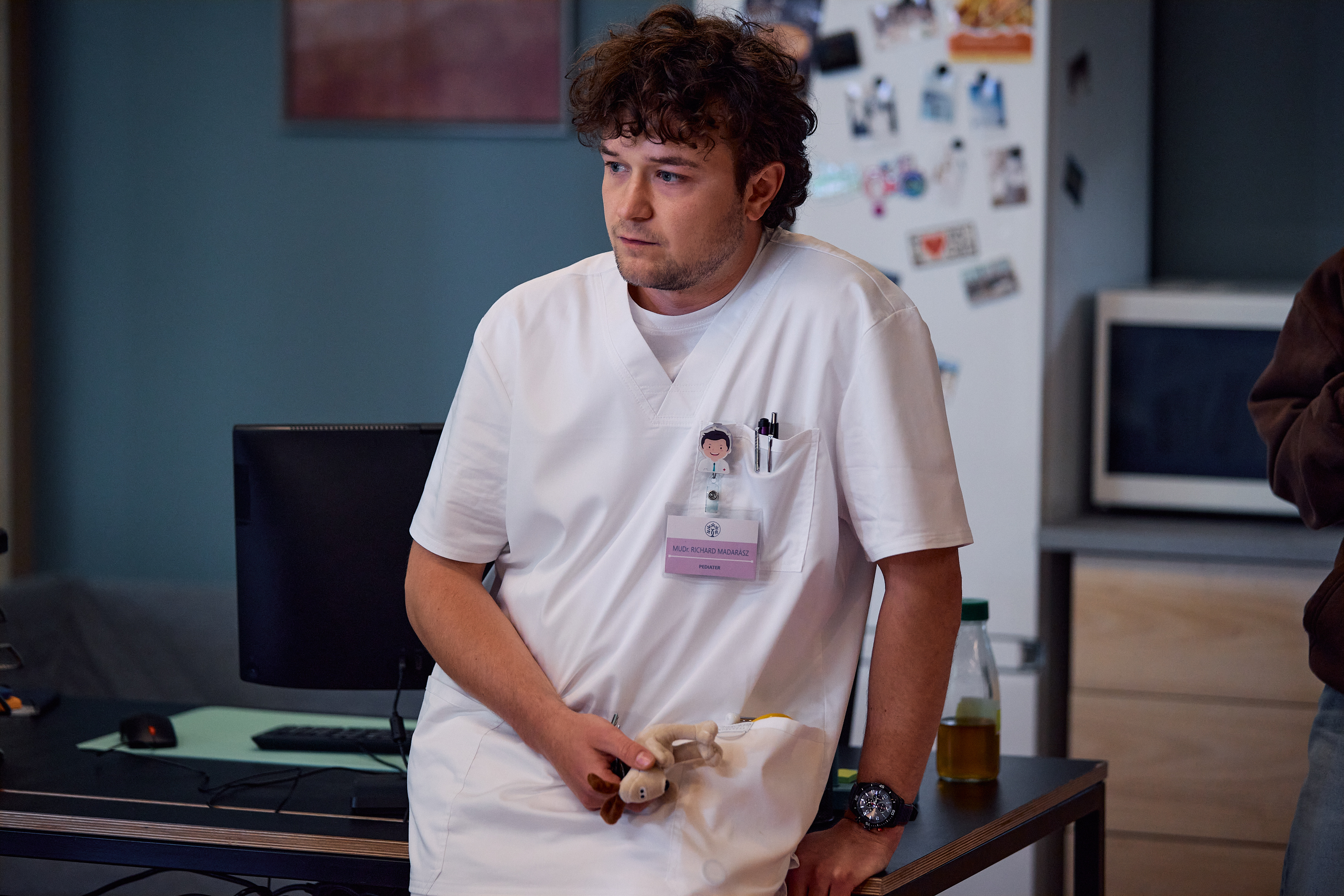 Doma má krásnu oceňovanú herečku. Kto je partnerka Mateja Babeja z Dotyku života II?