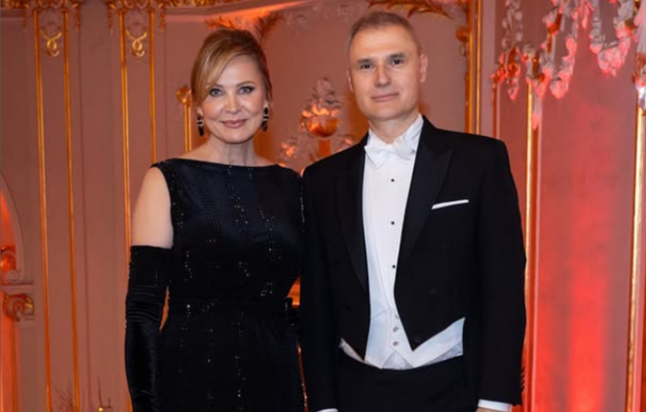 Tvár spravodajstva STVR, ako ju nepoznáte. Janette Štefánková zažiarila po boku Ľuba Bajaníka