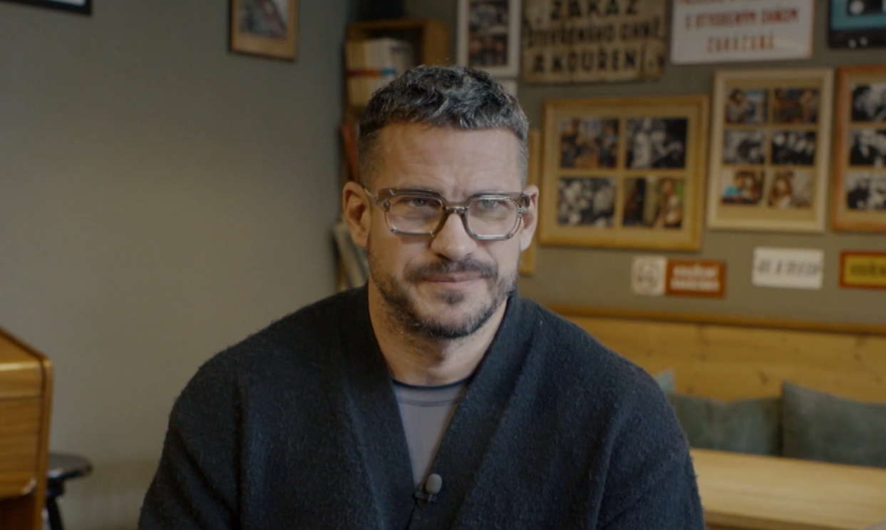 Drogy, búrlivé 90. roky a návrat k vášni. Martin Valihora o temnom životnom období