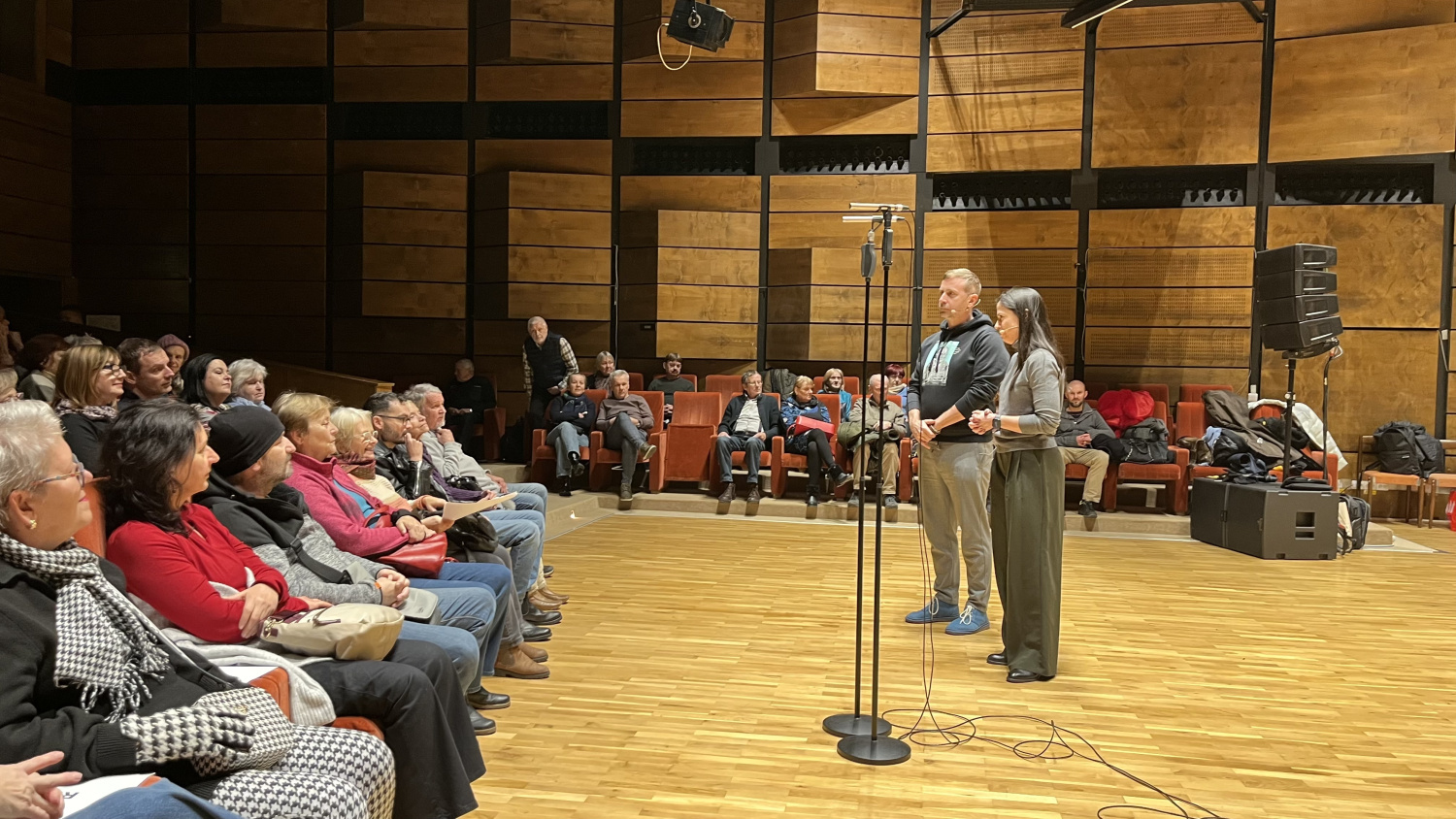 Na-minútu-presne-nová-rozhlasová-zábavná-relácia